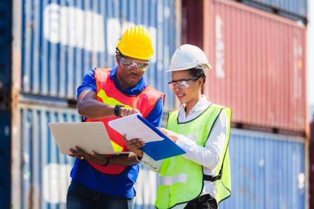 Process modeling and easy access to published process descriptions