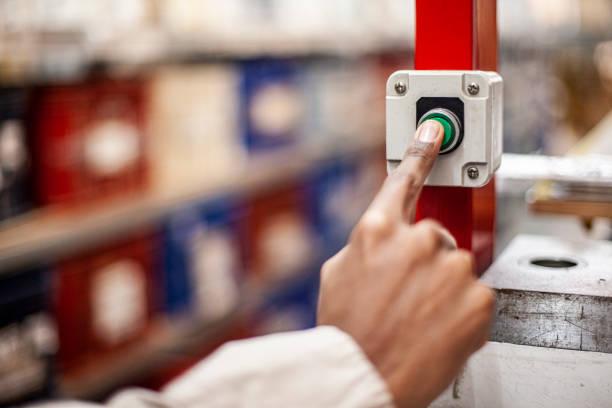 AUTOMATED MAINTENANCE ALERTS. Surface critical reminders and notifications to the right people at the right time.